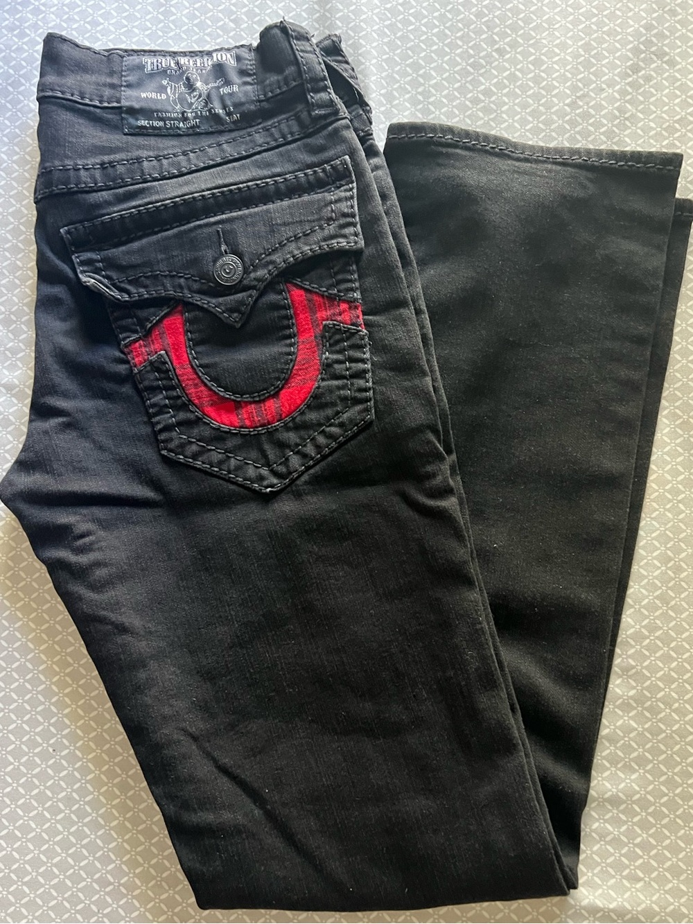 True Religion Black Bootcut Jeans with Red Pocket Horseshoe sz31x36